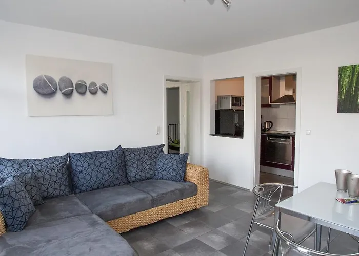 Apartments Happy Family EP-Tickets garantiert bei uns für jeden beliebigen Tag erhältlich !!